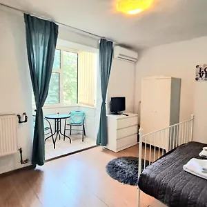 închiriez Garsoniera în Regim Hotelier Unirii Apartament